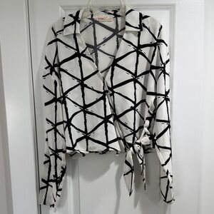 Stylish Black and White Geometric Blouse
